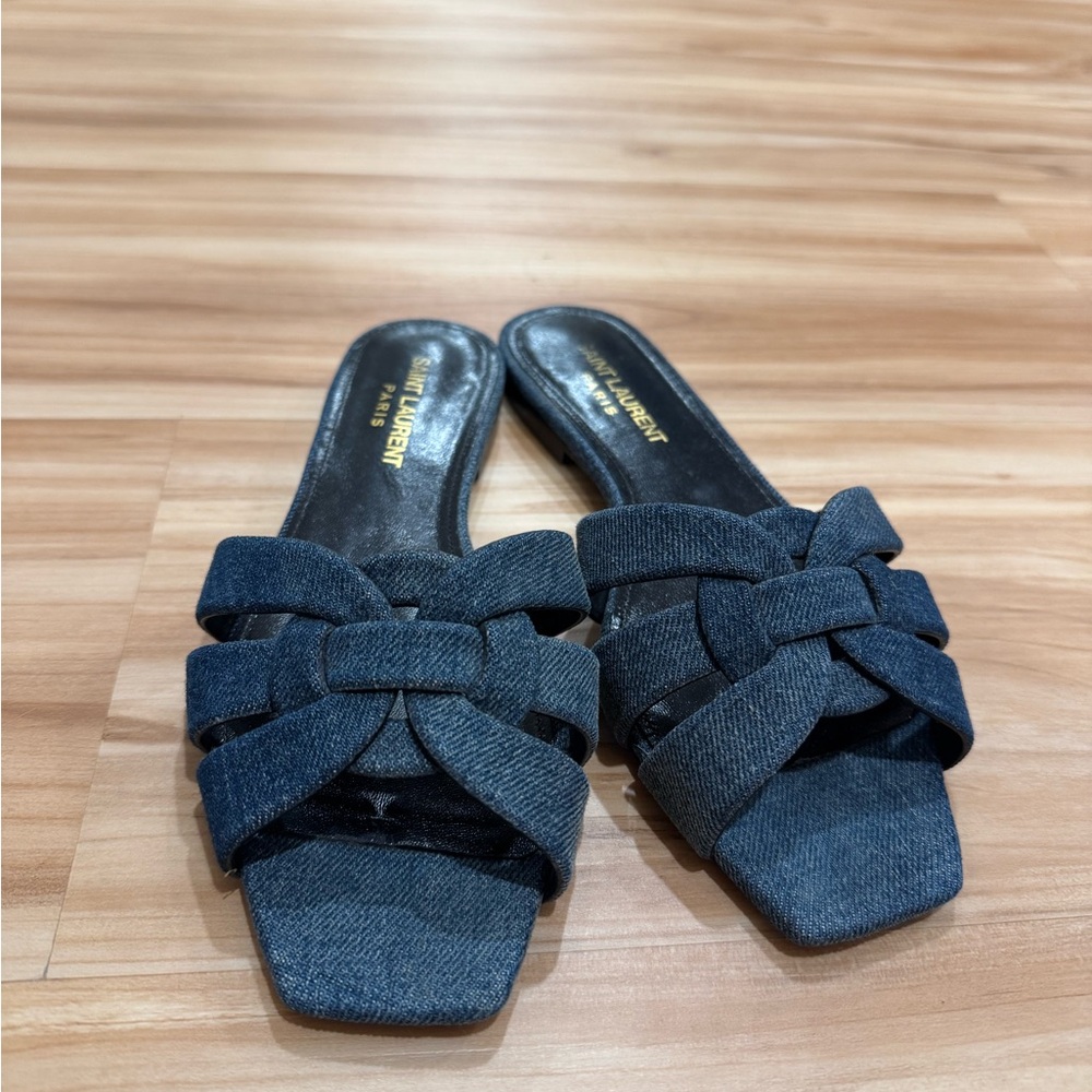 Saint Laurent Tribute Sandal